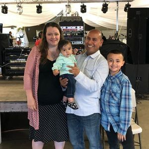 Meet your Posher, Tia